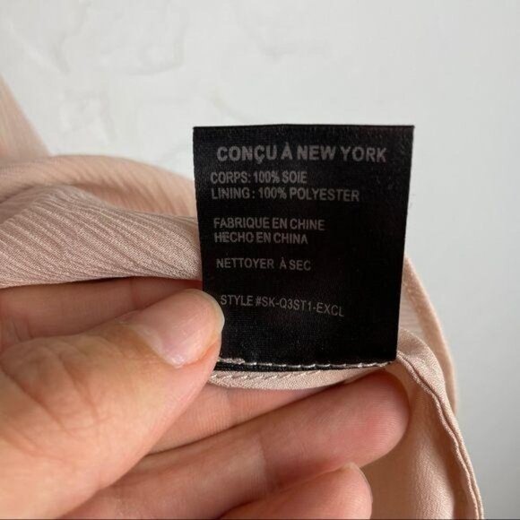 Intermix Nelly Silk Ruffle Cold Shoulder Blouse in Blush Pleated Women's Size 0 - Picture 10 of 10